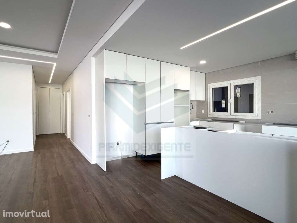 Moradia Isolada NOVA! Fernão Ferro, 2 Suítes, Luminosidade! - Grande imagem: 4/19