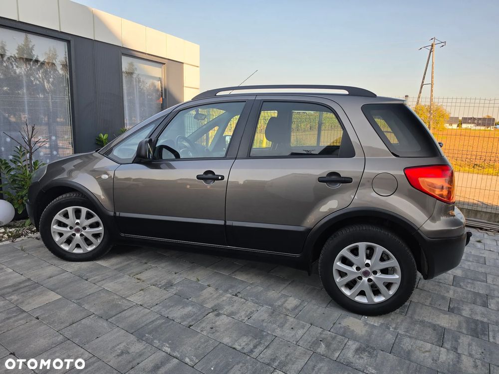 Fiat Sedici - 16