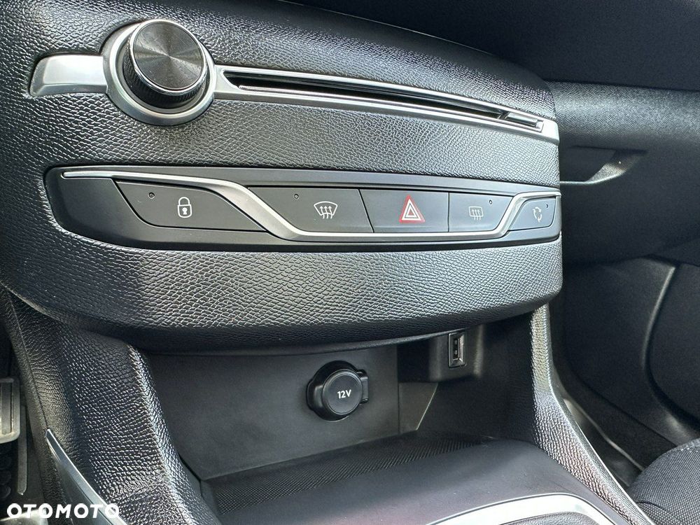 Peugeot 308 1.2 PureTech Allure S&S - 27