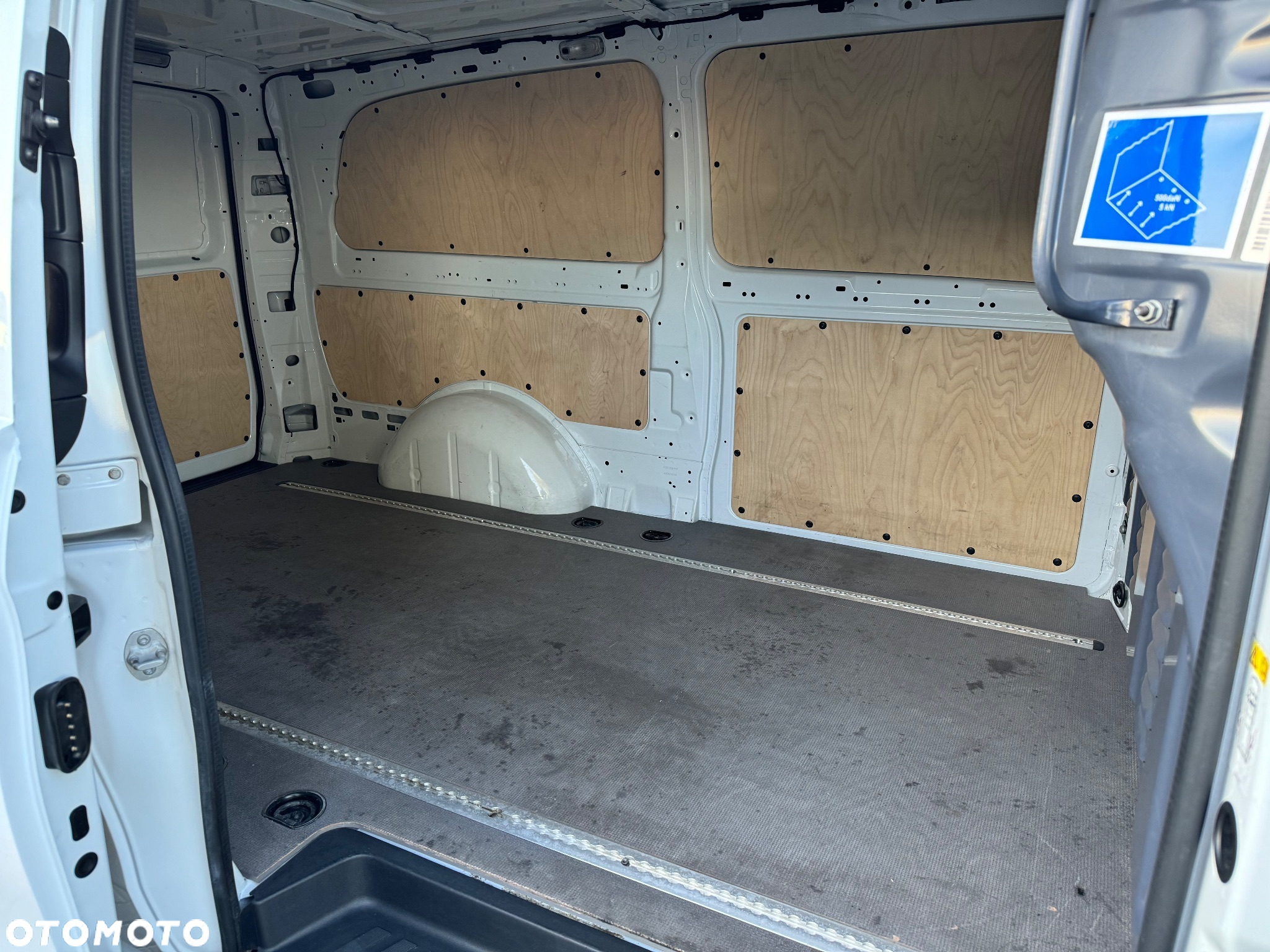 Mercedes-Benz Vito - 14