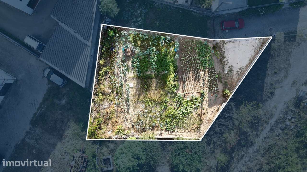 Terreno para venda centro de Fafe - Grande imagem: 2/13