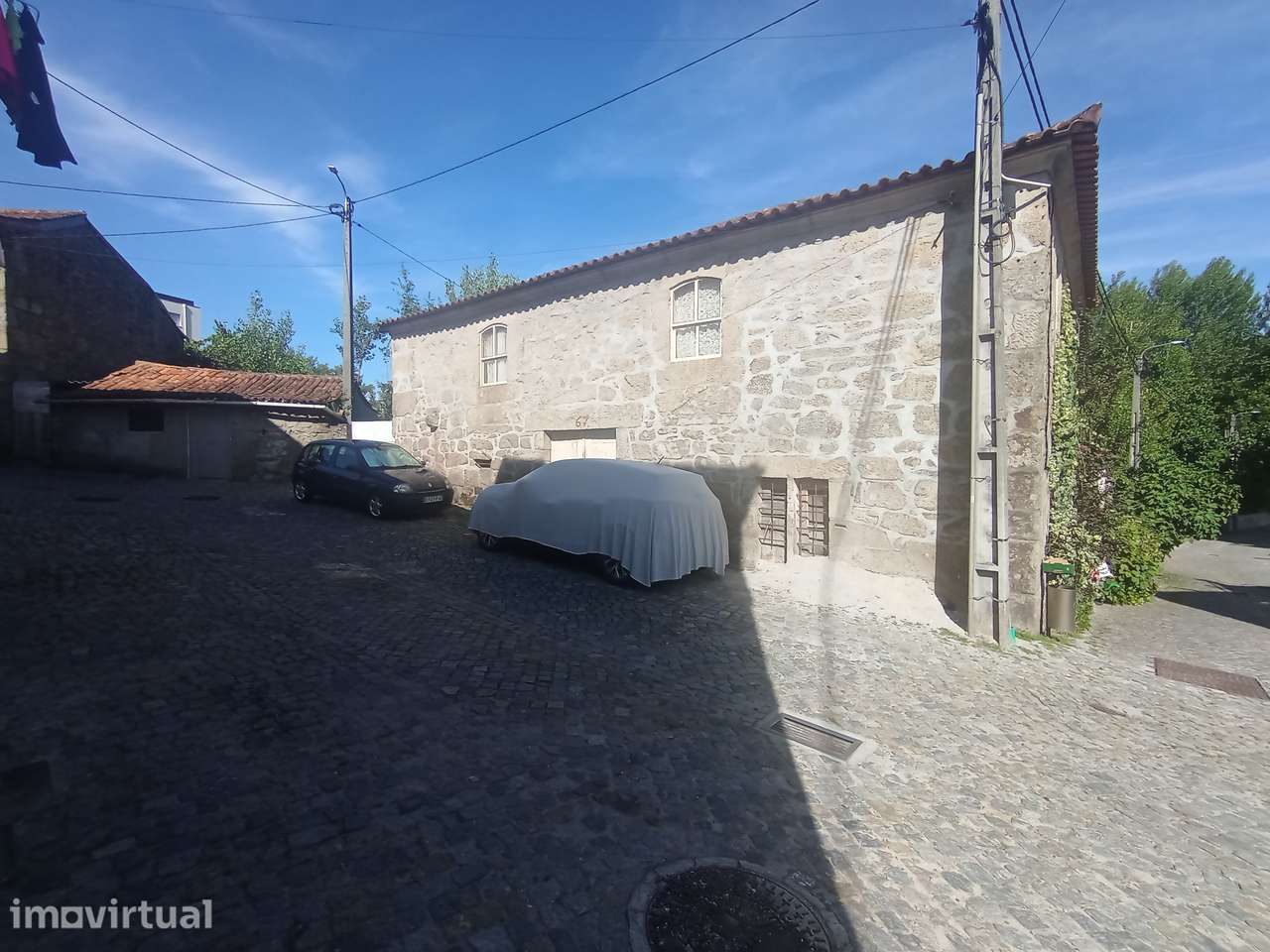Moradia de Charme com Grande Potencial na Cidade - Grande imagem: 2/8
