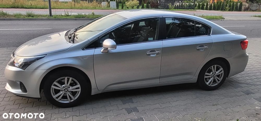 Toyota Avensis 1.8 Active - 1