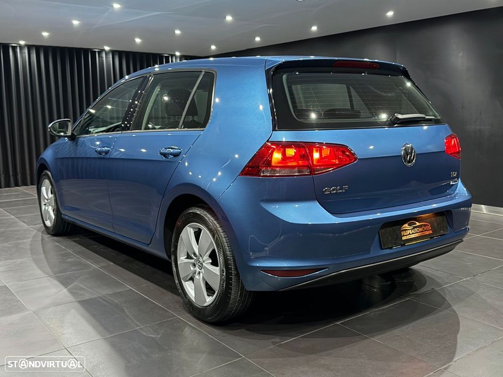 VW Golf 1.6 TDI Confortline - 6