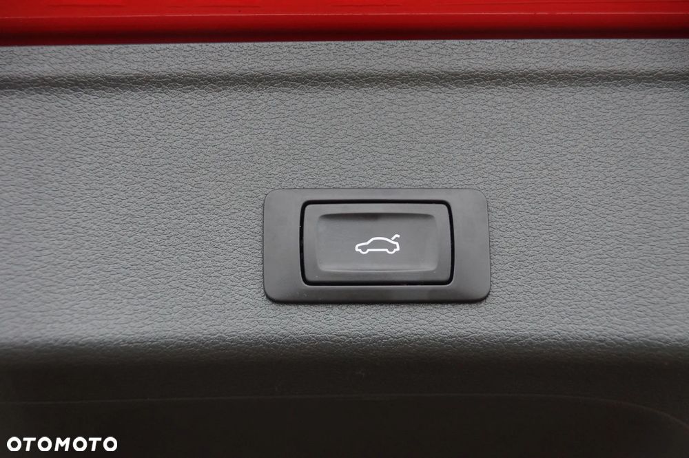 Audi A4 Avant 2.0 TDI - 32