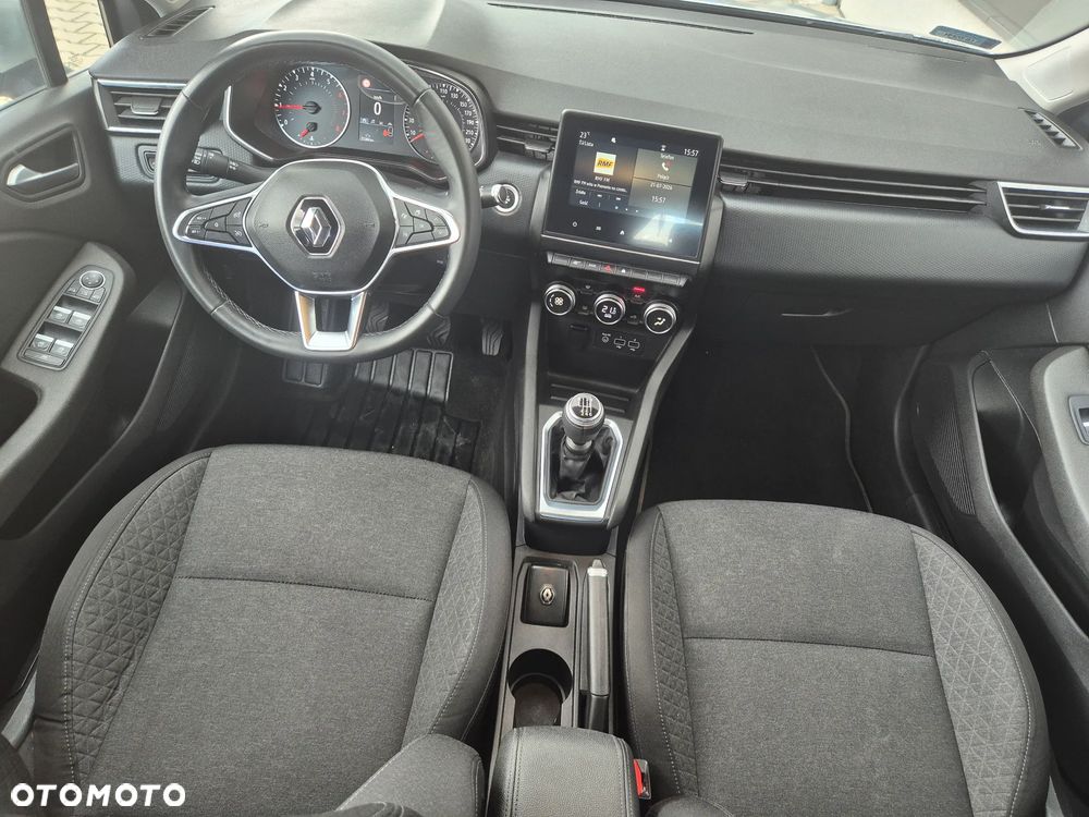 Renault Clio - 7