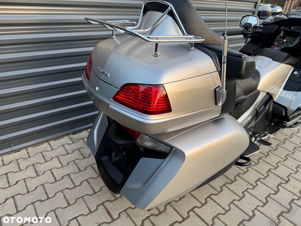 Honda GL - 11