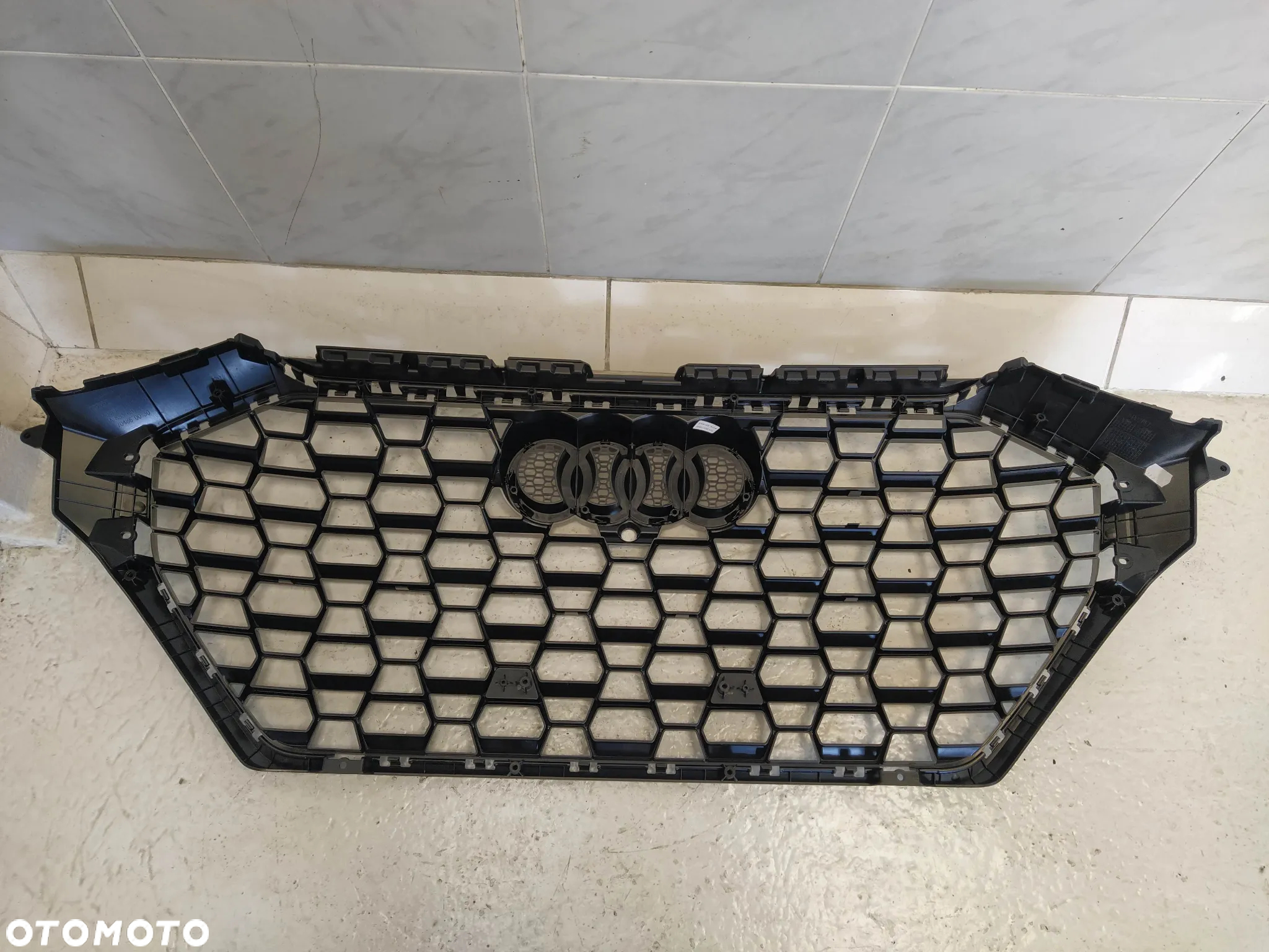 AUDI RS Q3 GRILL ATRAPA CHŁODNICY OSŁONA KAMERA ORYGINAŁ - 10