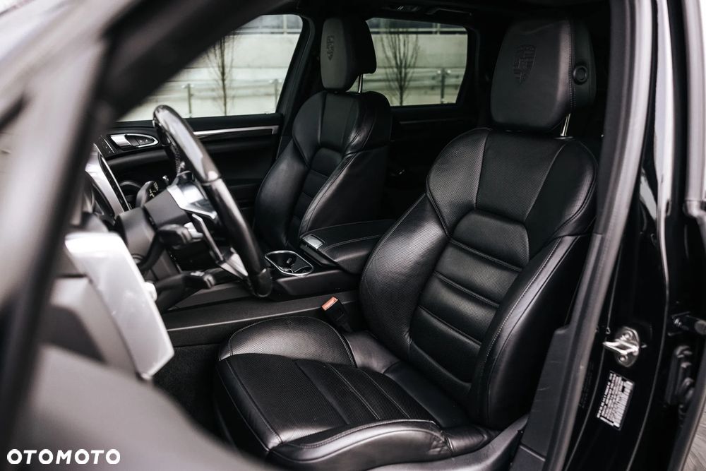 Porsche Cayenne E-Hybrid - 21