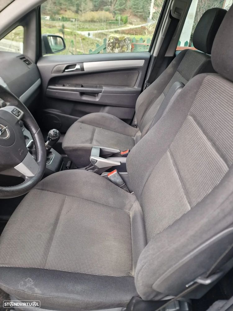 Opel Zafira 1.9 CDTI Cosmo - 2