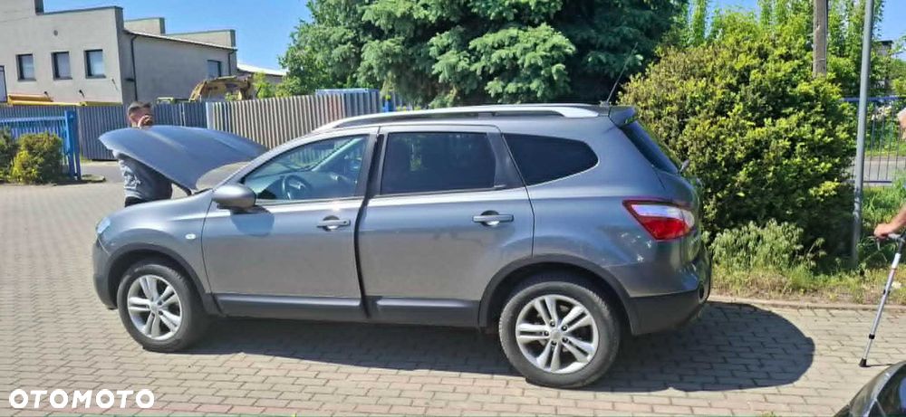 Nissan Qashqai+2 - 2