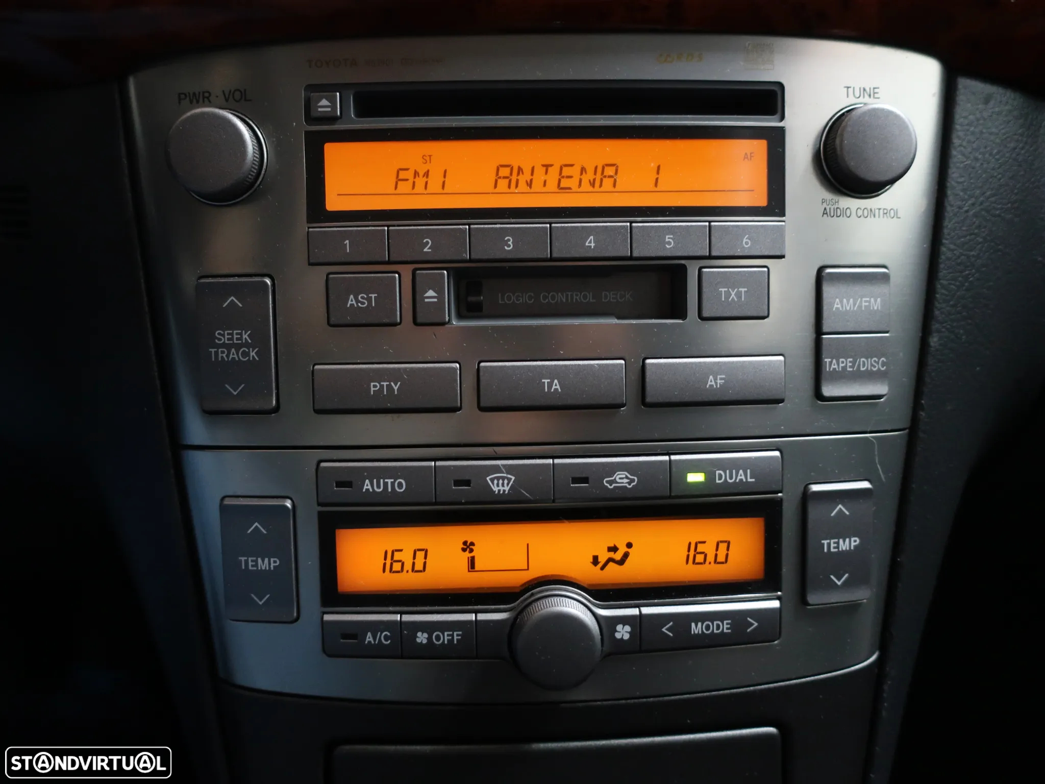 Toyota Avensis SD 2.0 D-4D Sol - 22
