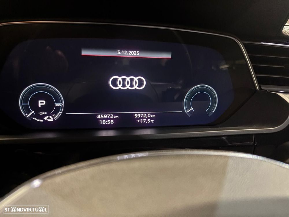 Audi Q8 e-Tron 55 quattro advanced - 5
