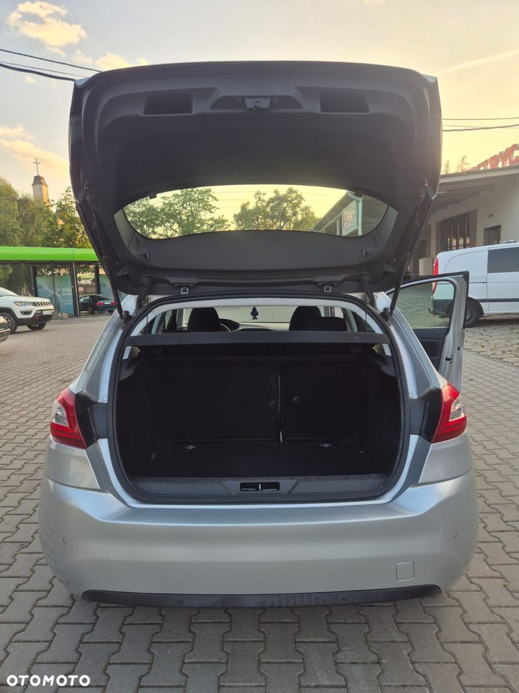 Peugeot 308 1.6 THP Active - 16