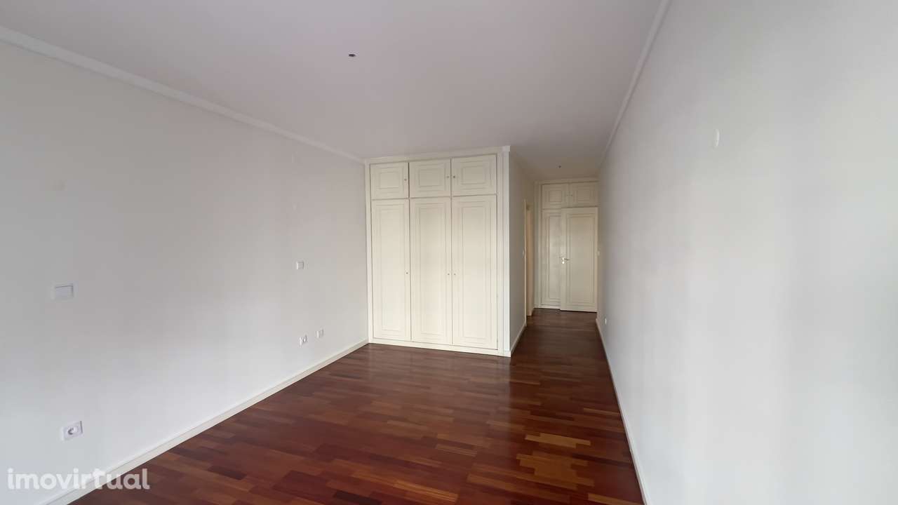 Apartamento T2 com 2 casas de banho em Lisboa - Grande imagem: 5/9