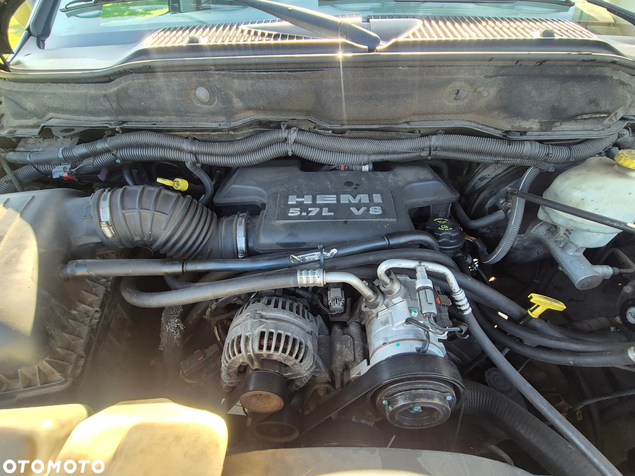 Dodge RAM 1500 5.7 4WD HEMI - 15
