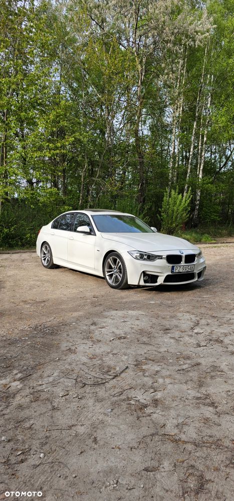 BMW Seria 3 320d Sport Line - 10