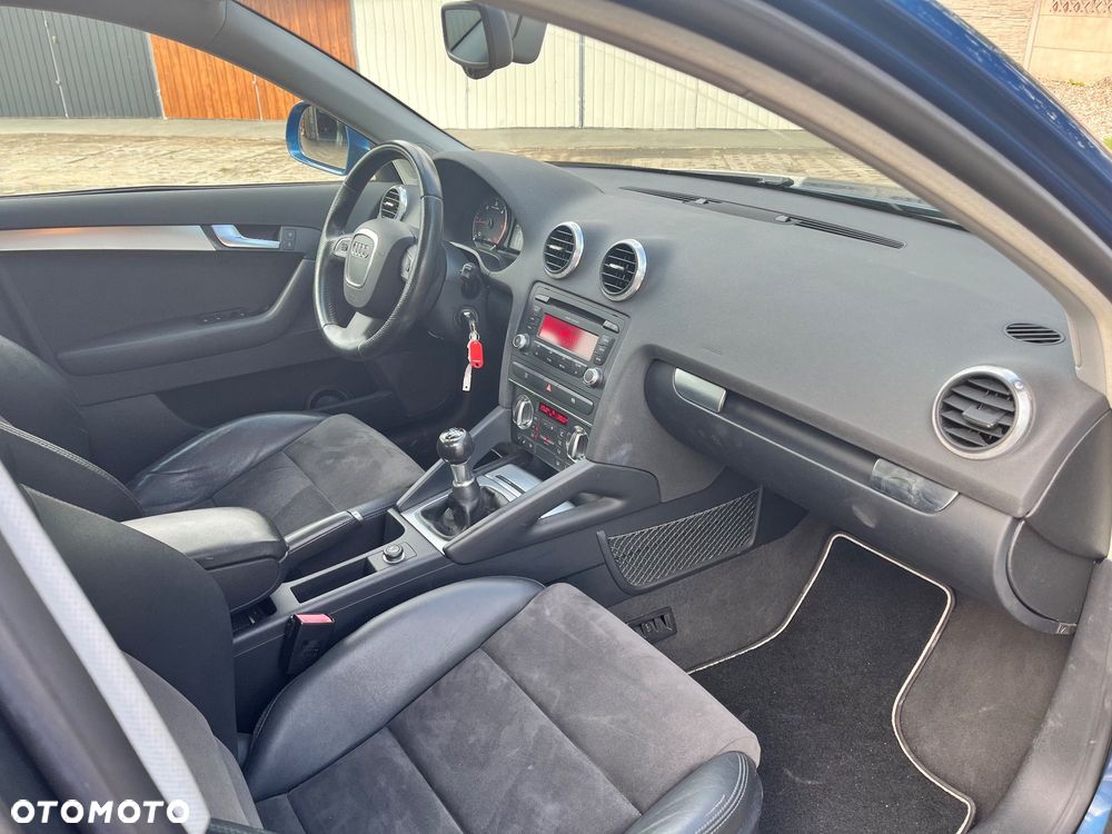Audi A3 Sportback - 14
