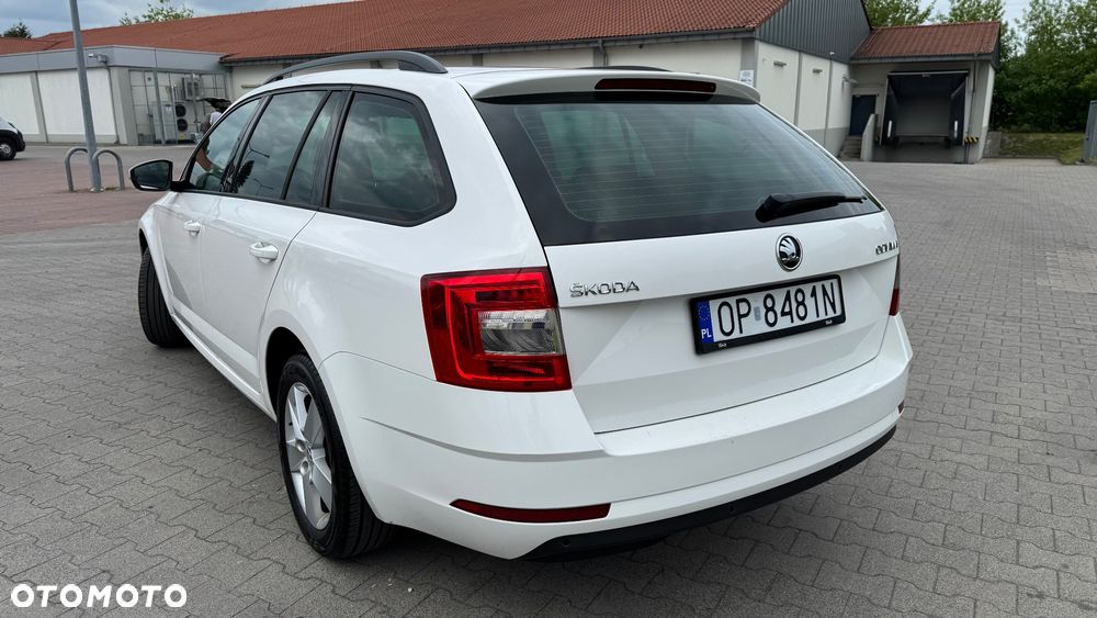 Skoda Octavia 1.6 TDI Ambition - 4