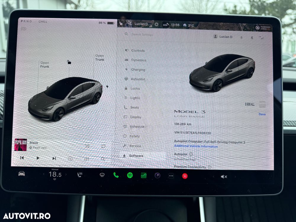 Tesla Model 3 - 4