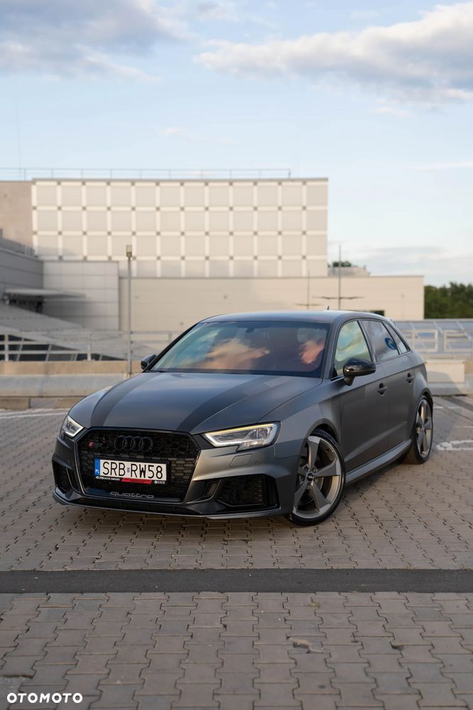 Audi RS3 Sportback - 1