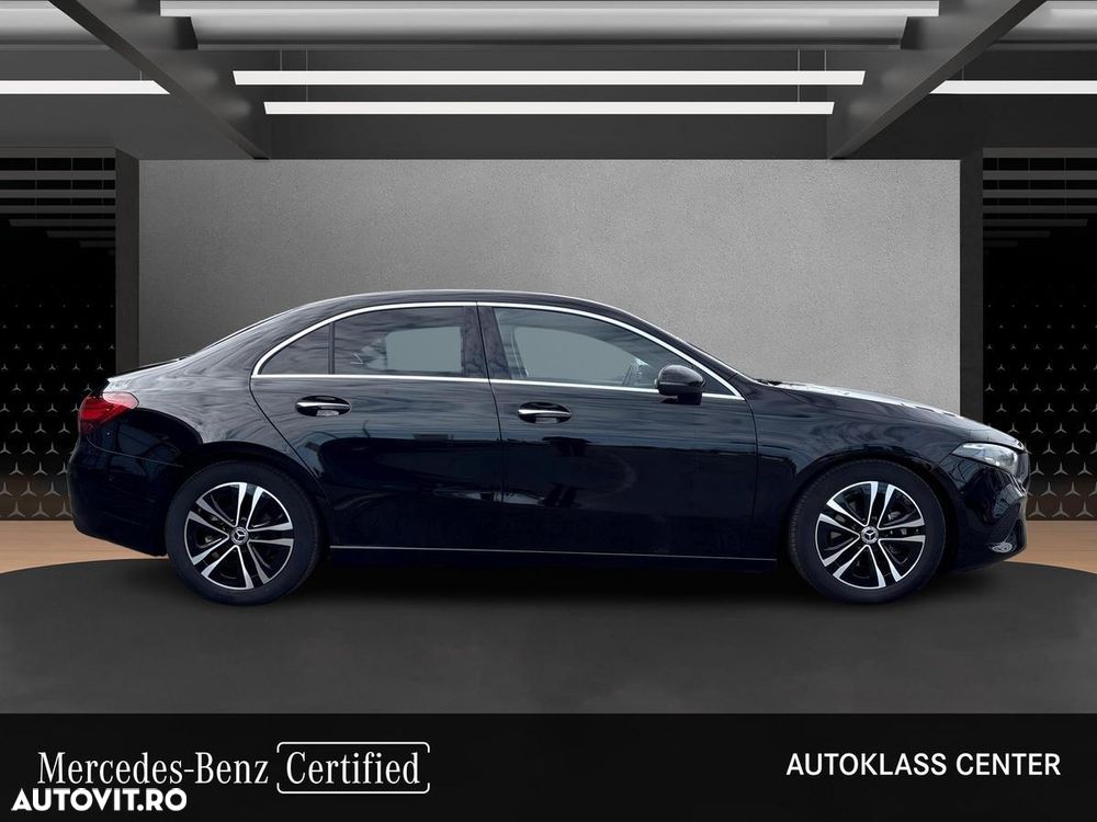 Mercedes-Benz A 180 Sedan 7G-DCT - 7