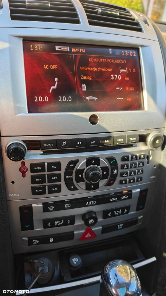 Peugeot 407 - 13