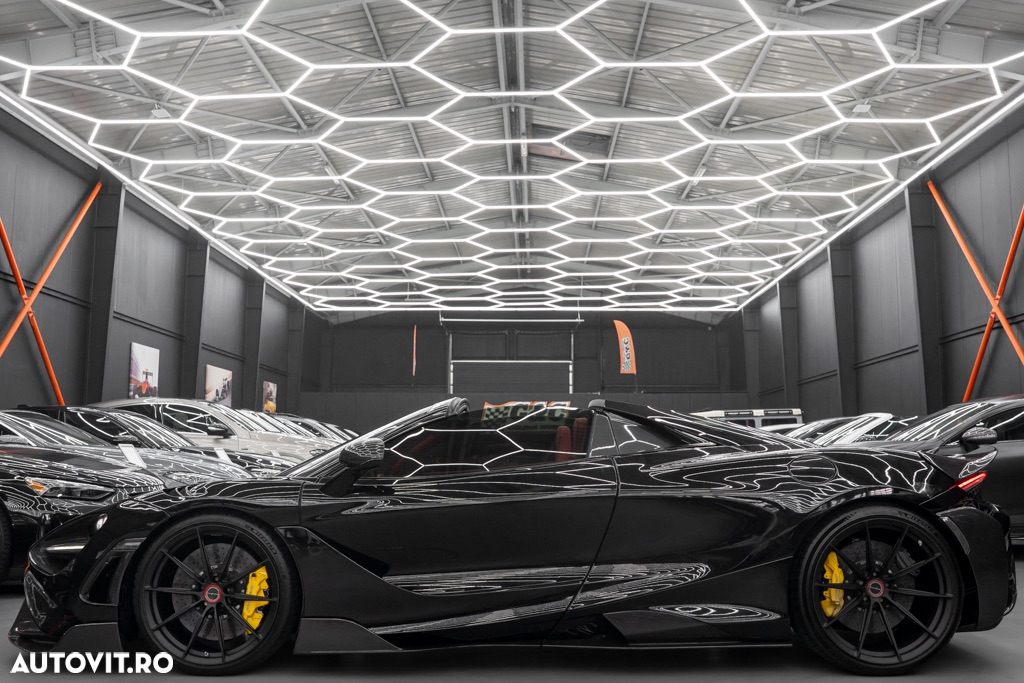 McLaren 720S Spider - 31