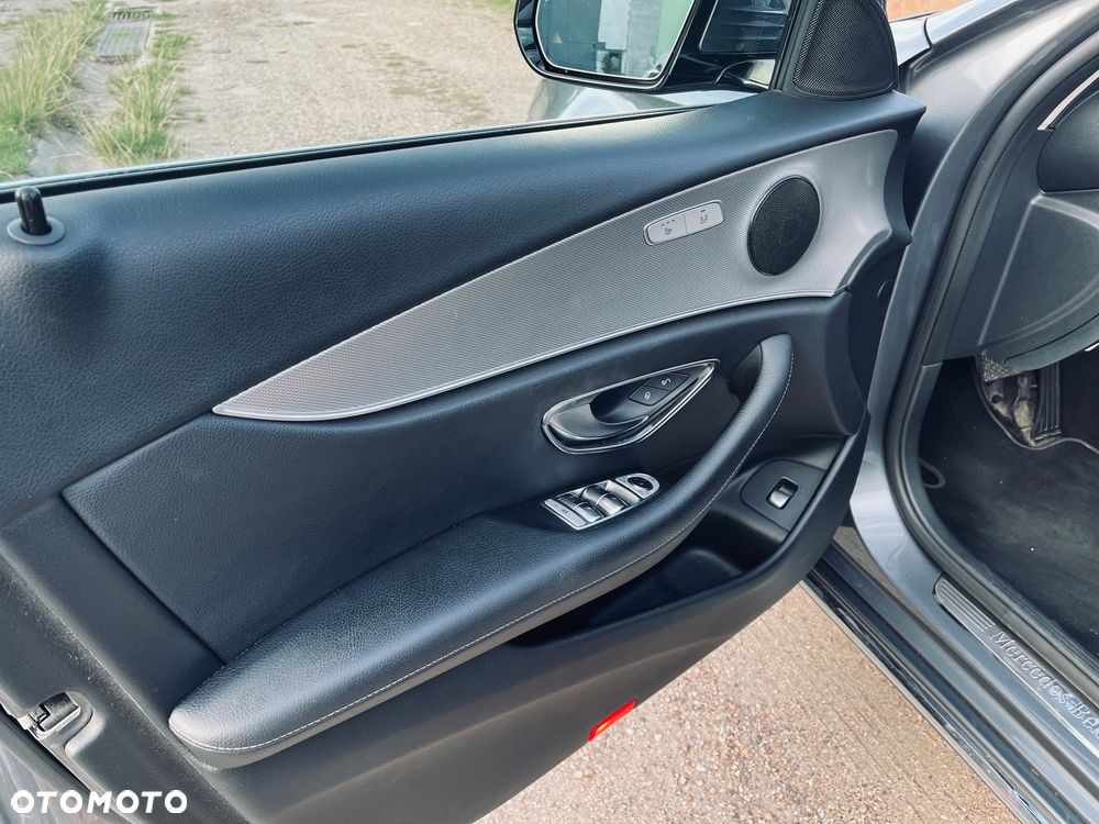 Mercedes-Benz Klasa E 220 d Business Edition 9G-TRONIC - 14