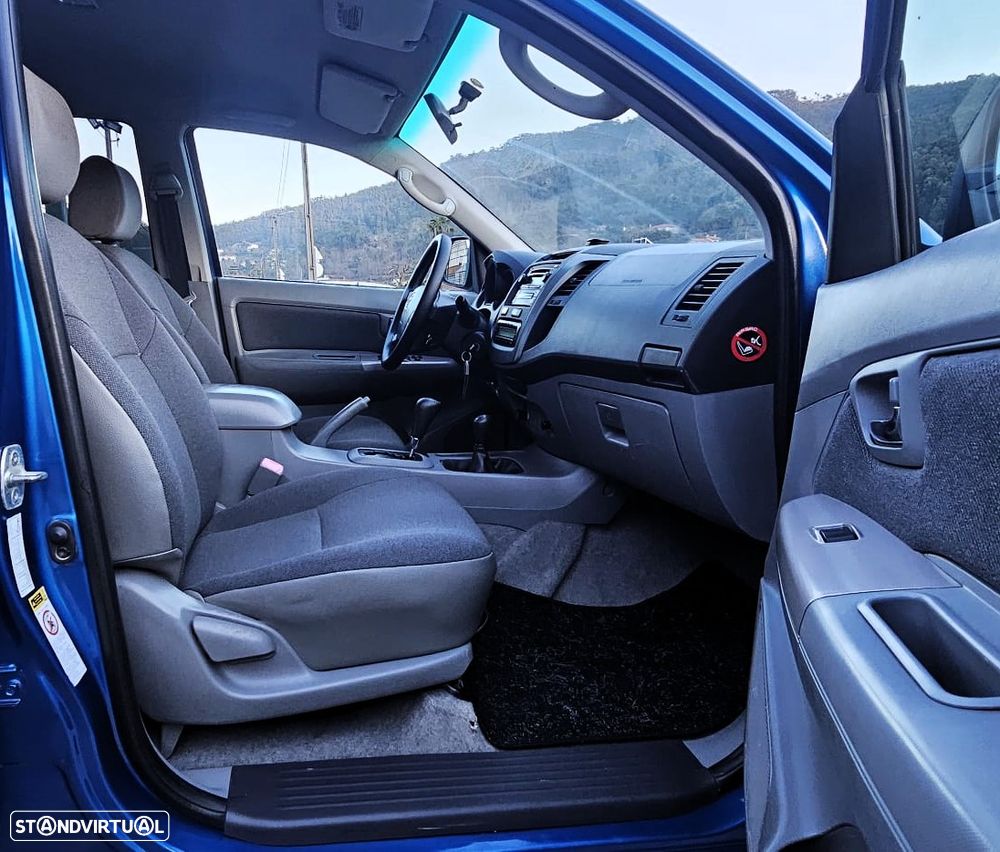 Toyota Hilux 4x4 Cabine Dupla Auto Sol - 15