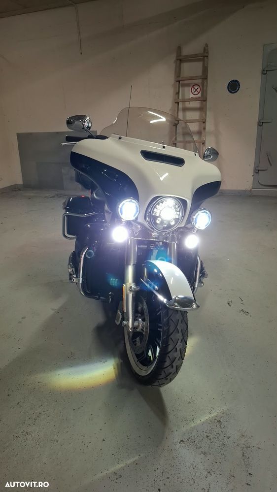 Harley-Davidson FLHPEI Road King Police - 7