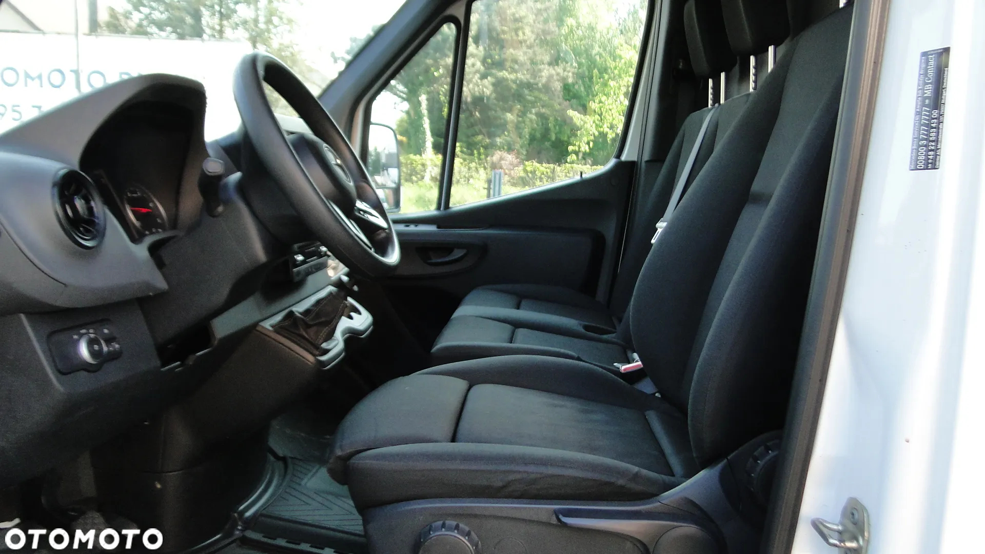 Mercedes-Benz SPRINTER - 11