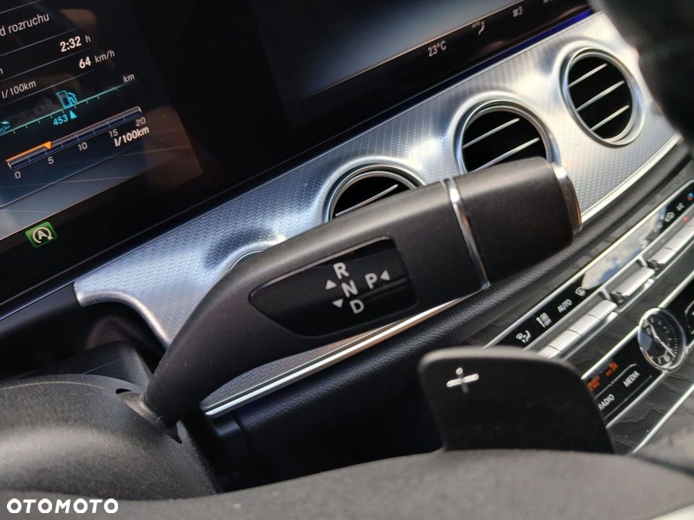 Mercedes-Benz Klasa E 220 d Avantgarde - 18