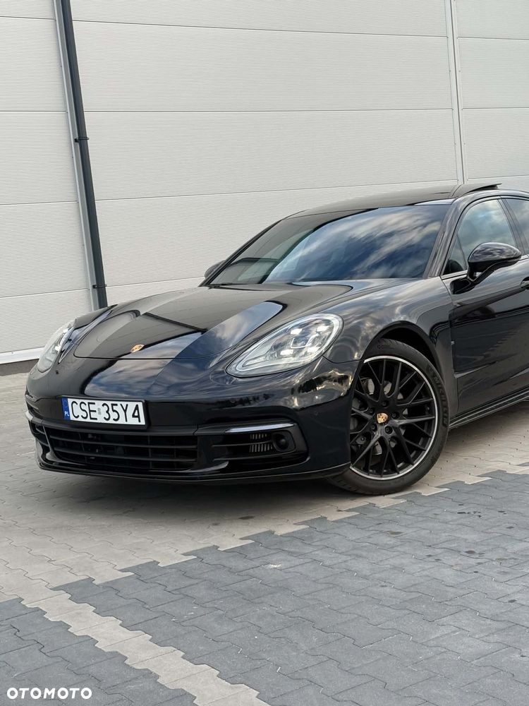 Porsche Panamera 4S - 3