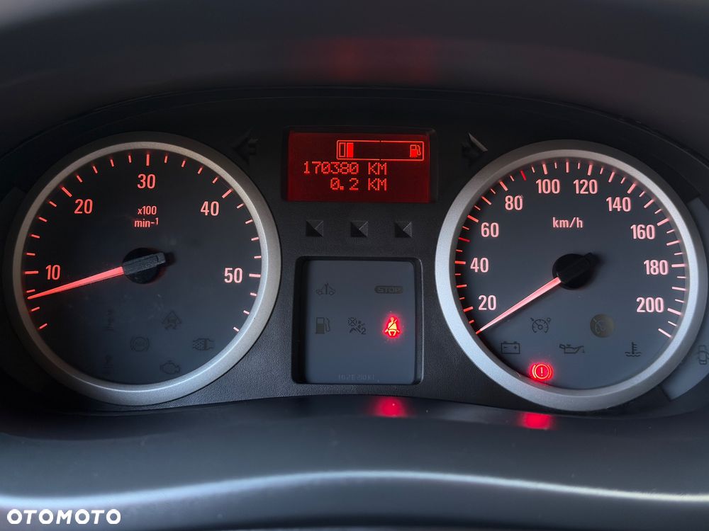 Opel Vivaro L1H1 2.9t - 26