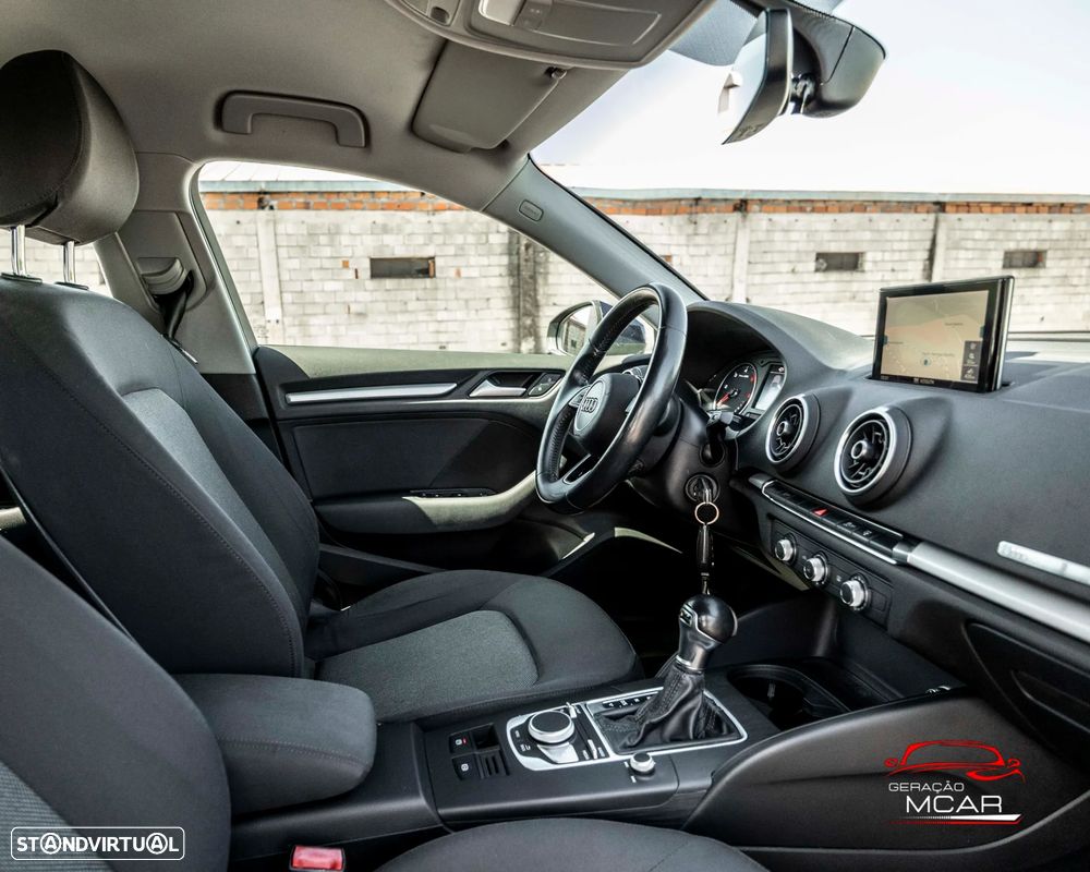 Audi A3 Sportback 1.6 TDI S-line S tronic - 7