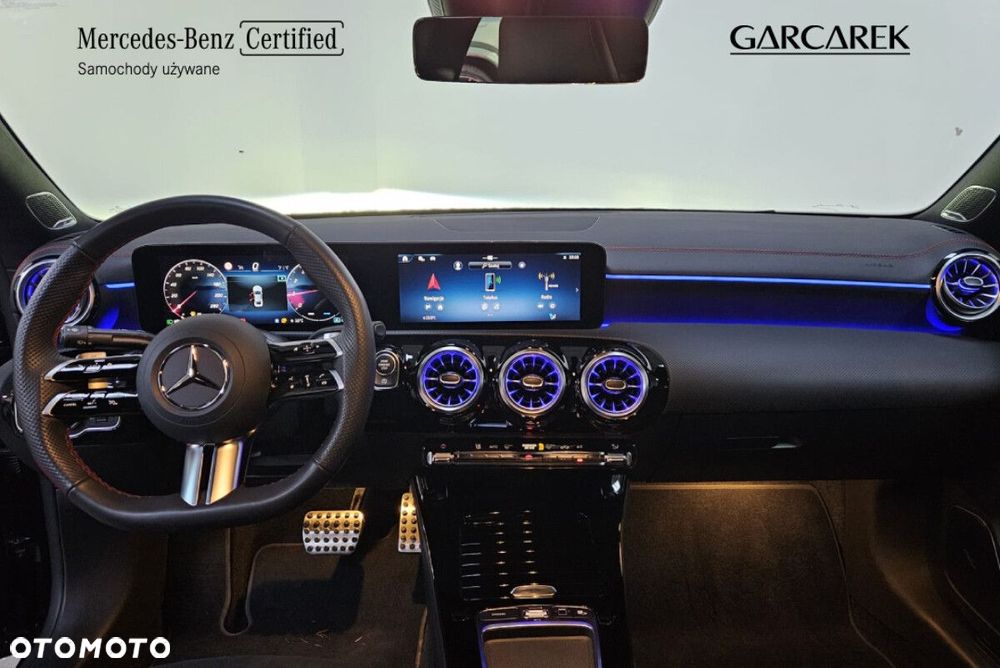Mercedes-Benz CLA - 15