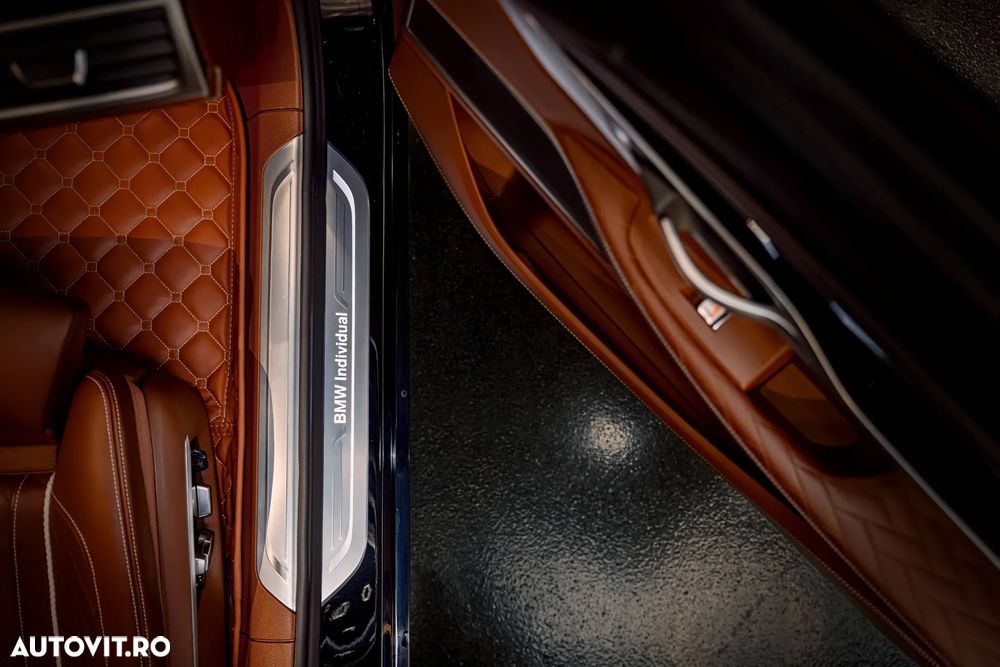 BMW Seria 7 740i - 22