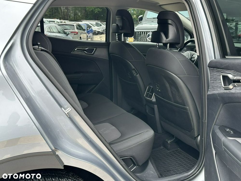 Kia Sportage - 16