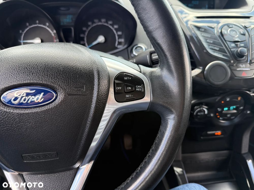 Ford EcoSport 1.0 EcoBoost TITANIUM - 16