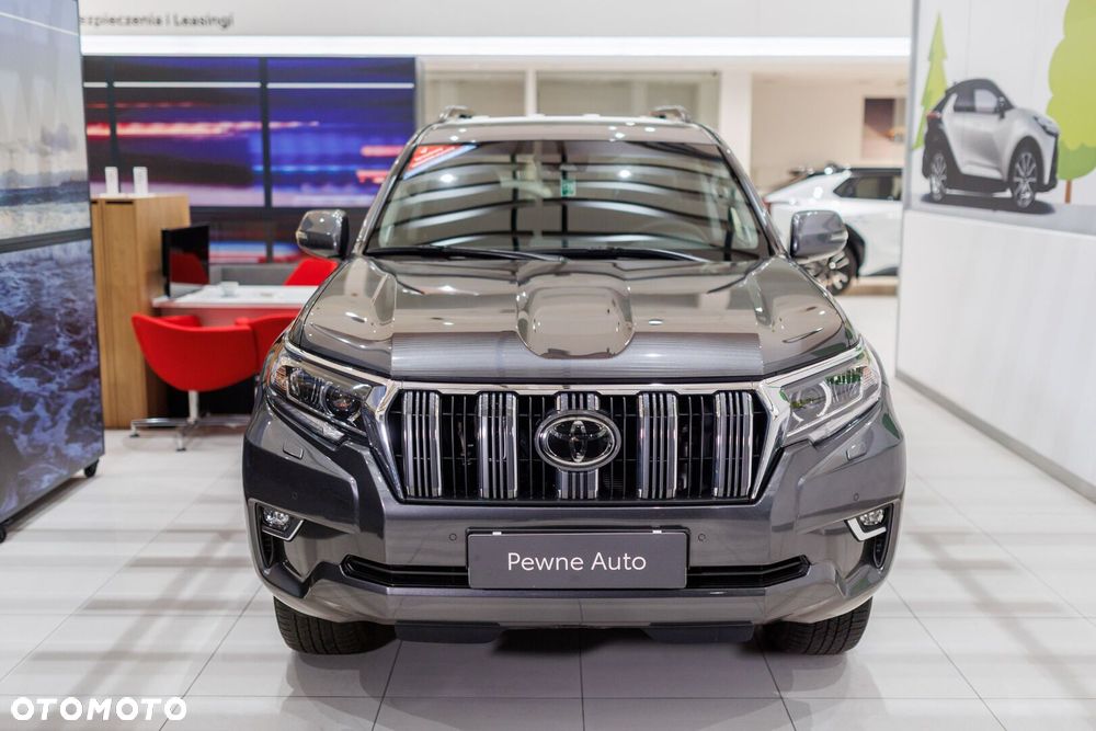 Toyota Land Cruiser - 2