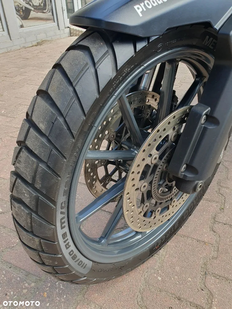 Triumph Tiger - 9