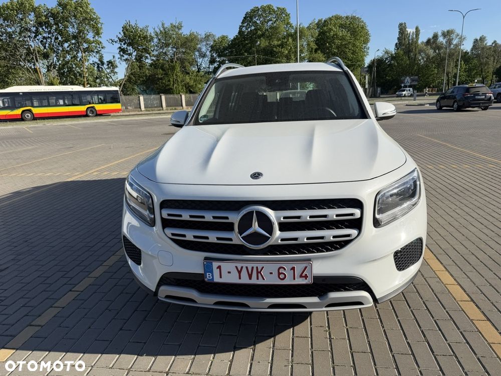 Mercedes-Benz GLB - 12