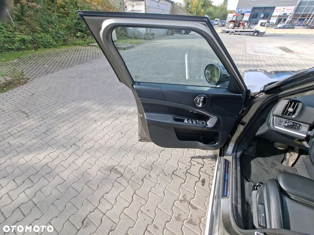 MINI Countryman - 24