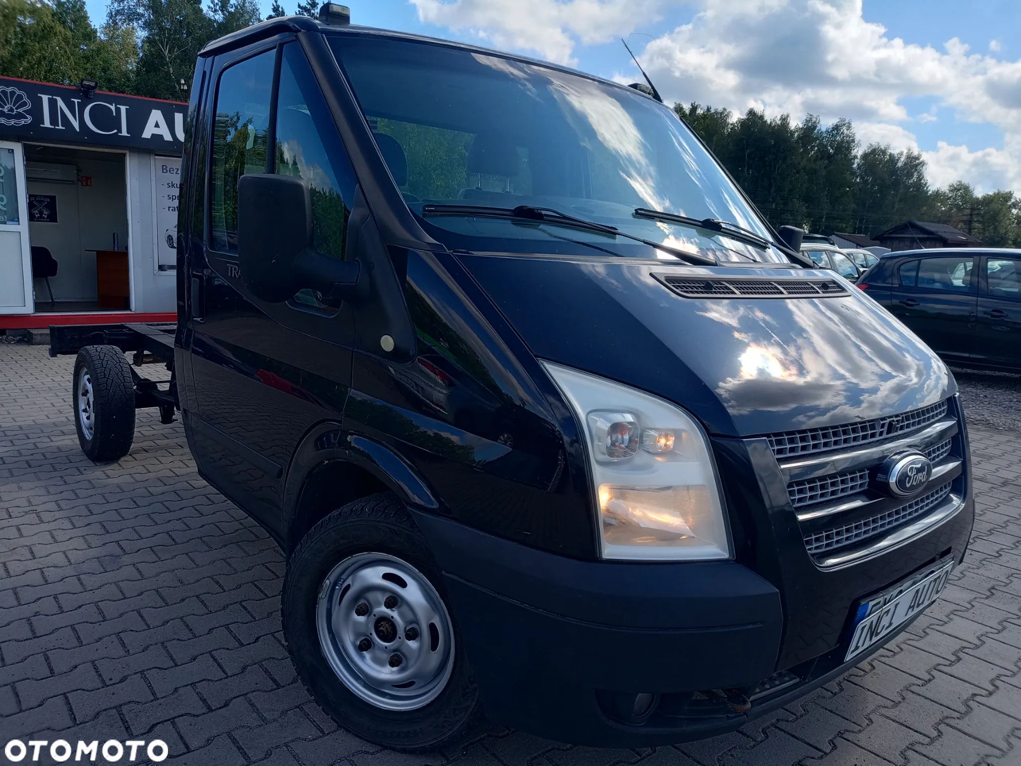 Ford Transit - 1