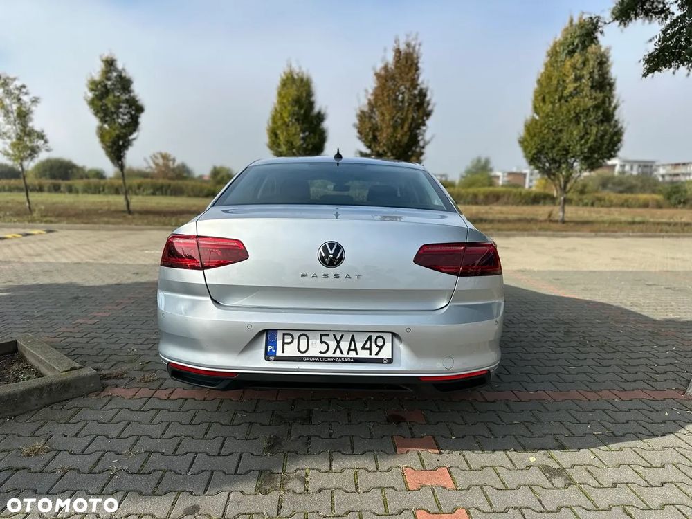 Volkswagen Passat 2.0 TSI Business DSG - 9