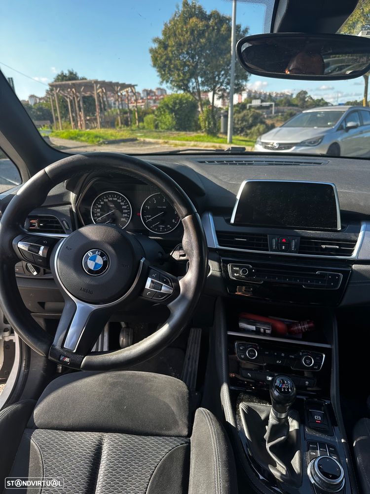 BMW 216 Active Tourer d Pack M - 11