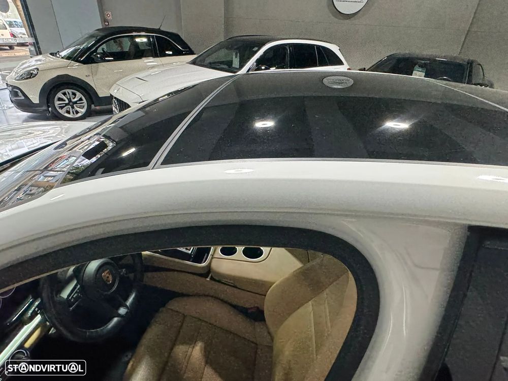 Porsche Panamera 4 E-Hybrid Platinum Edition - 12
