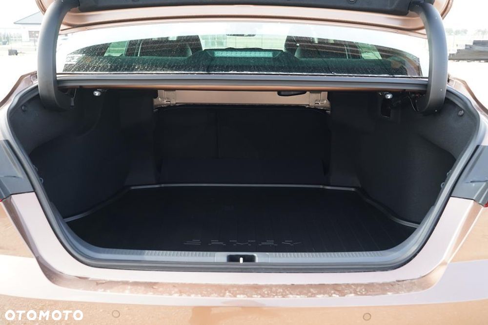 Toyota Camry 2.5 Hybrid Dynamic Force Prestige e-CVT - 6