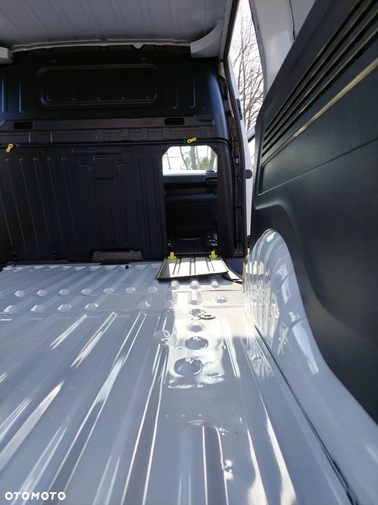 Toyota Proace City - 10